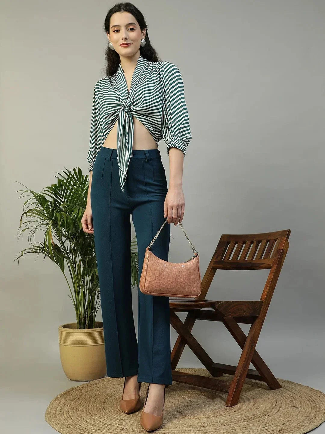 Striking Green Stripe Print Tie-Knot Detail Women Crop Top - oxolloxo