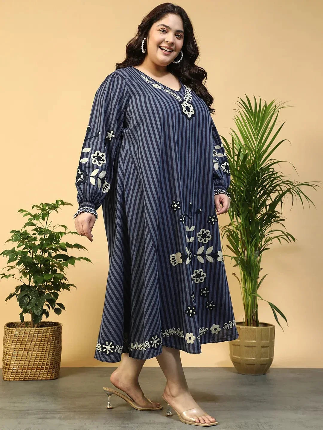 Navy Blue Embroidered V-Neck Long Sleeve Yarn Dyed Cotton Plus Size Maxi Dress - oxolloxo