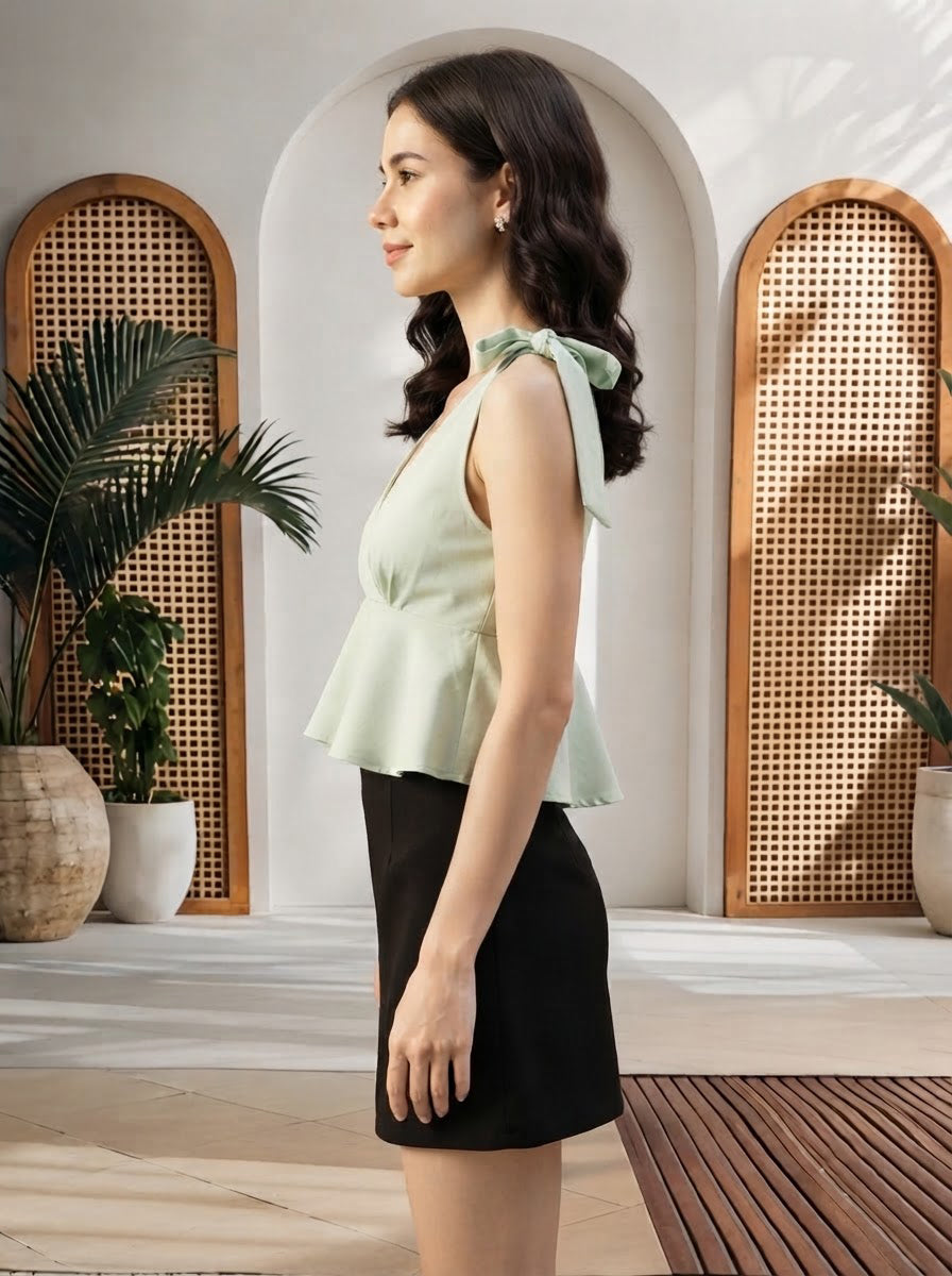 Women Light Green Shoulder Strap Top Oxolloxo