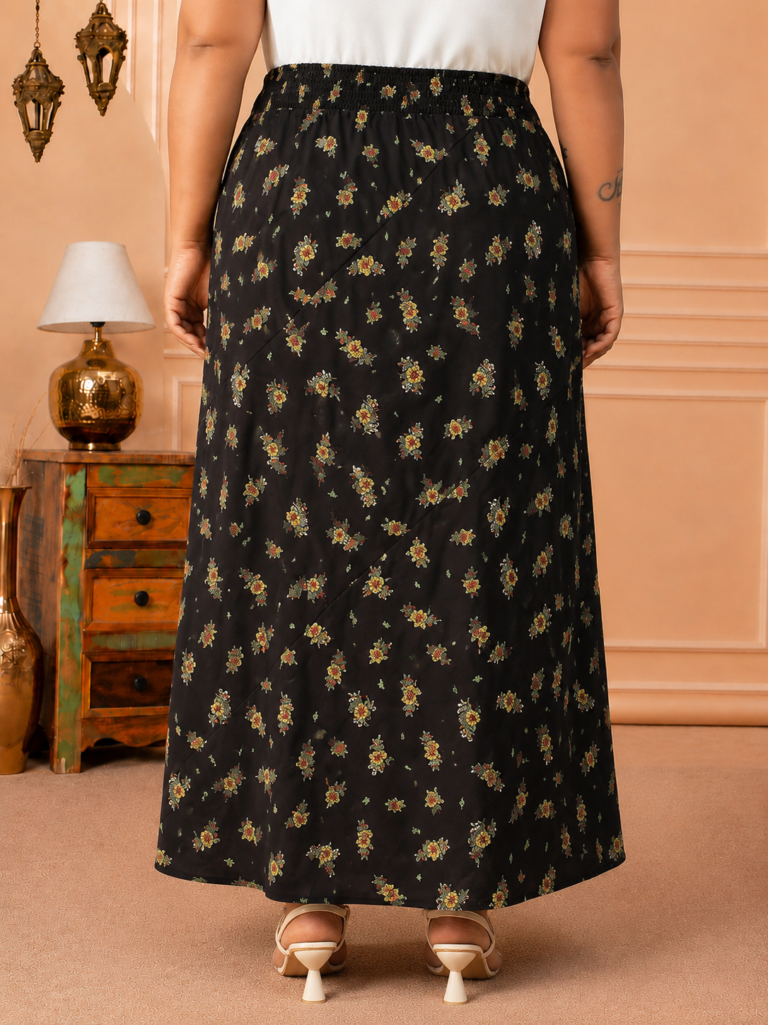 Plus Size Black Floral Print Skirt