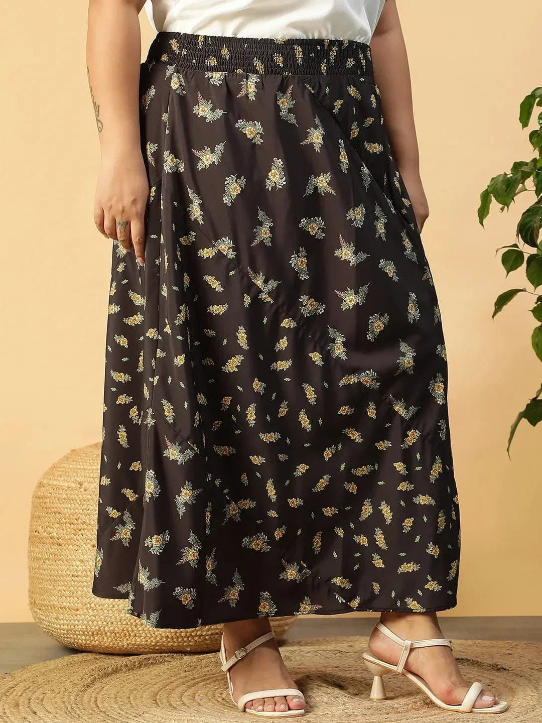 Plus Size Black Floral Print Skirt