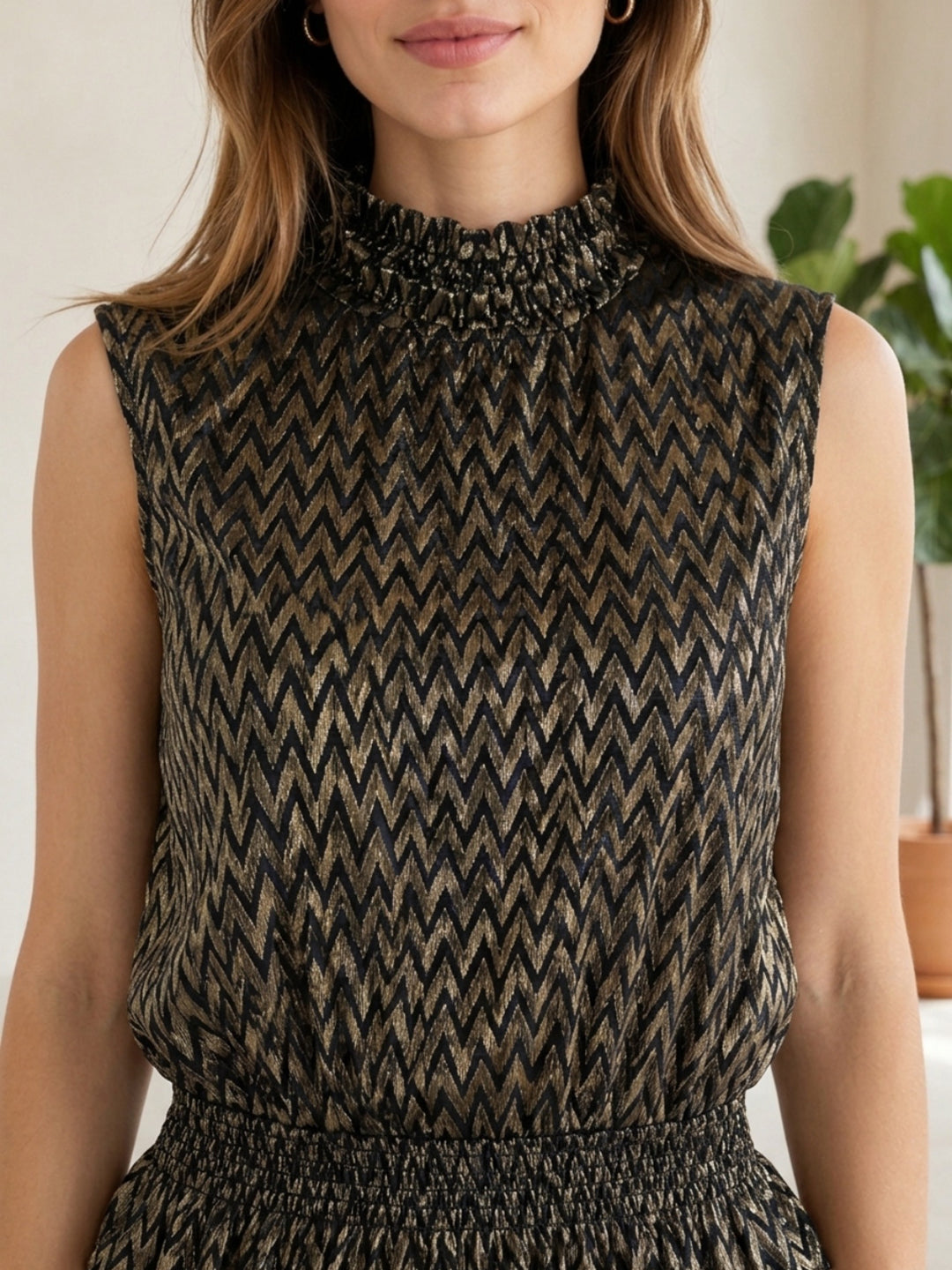 Women Black Zig-Zag Foil Print Top
