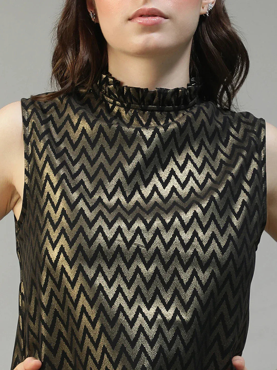 Women Black Zig-Zag Foil Print Top