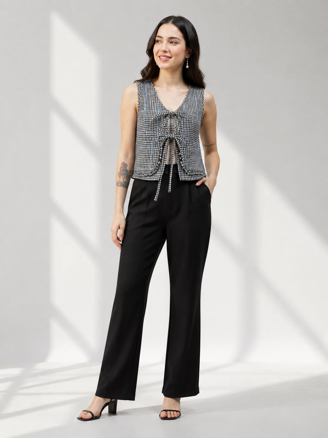 Women Black Check Top Oxolloxo