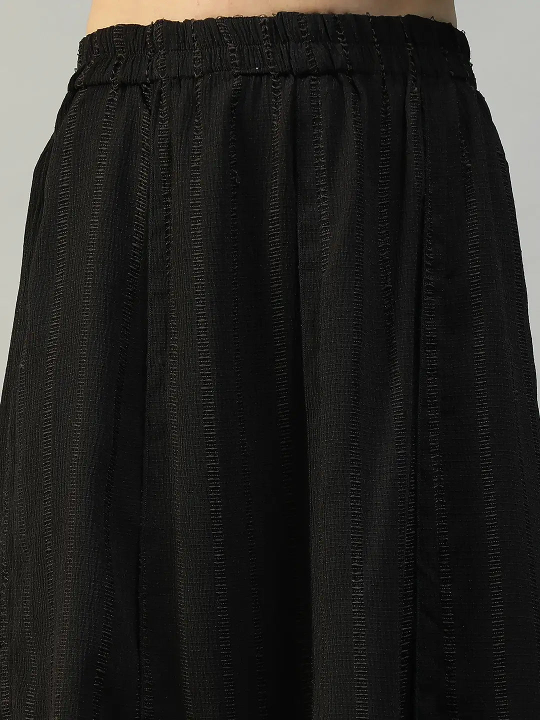Women Black Stripe Skirt