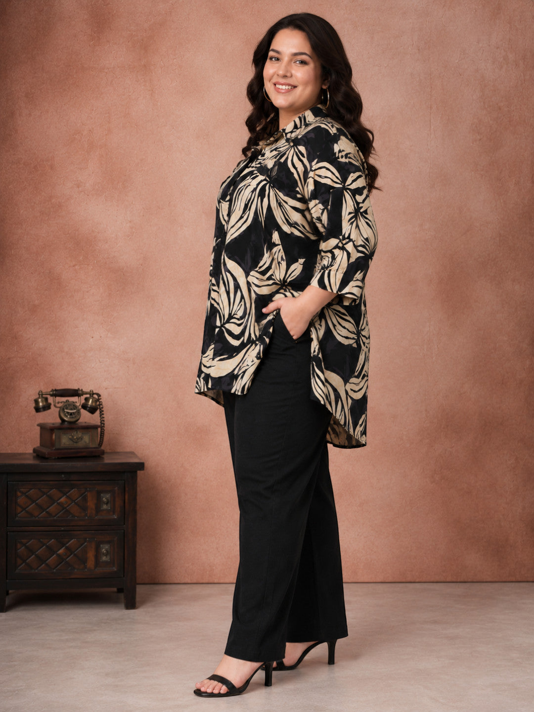 Women Plus Size Black Collared Floral Print Long Sleeve Shirt
