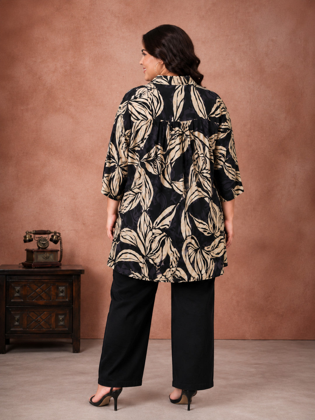Women Plus Size Black Collared Floral Print Long Sleeve Shirt