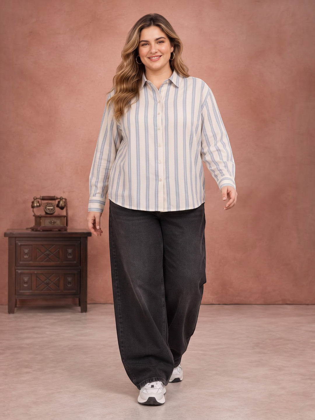 Oxolloxo plus size white and blue striped cotton shirt styled look