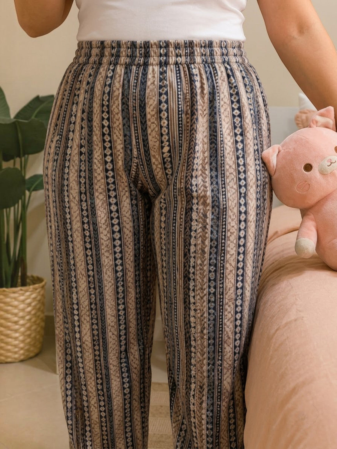 Women Plus Size White Stripes Viscose Nightwear Pajama Oxolloxo
