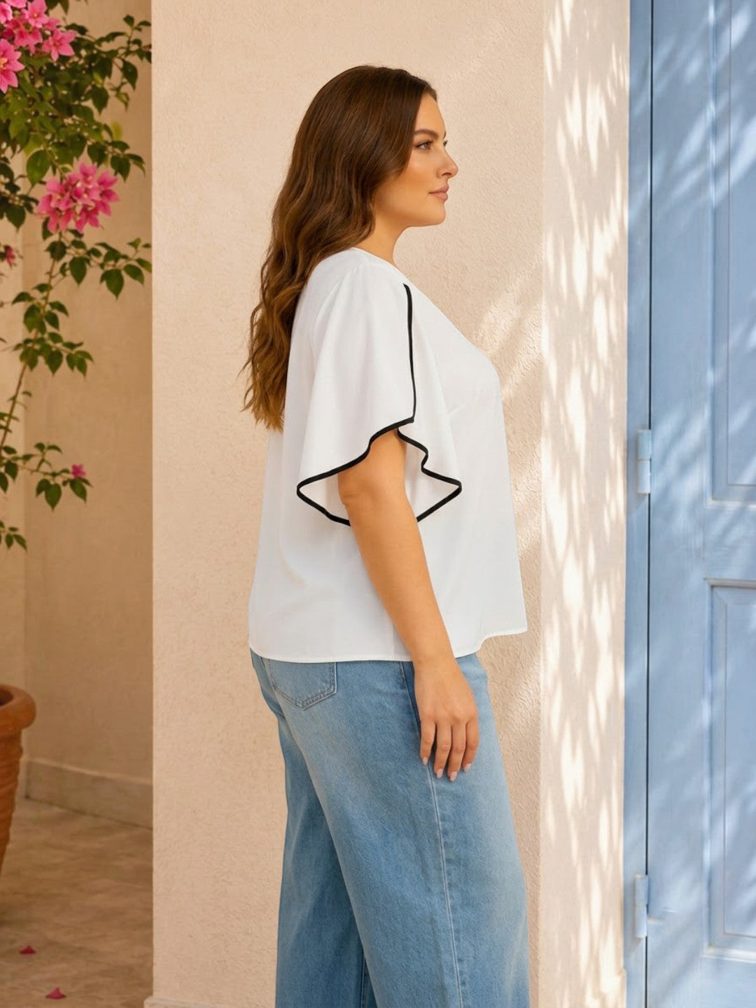 Women Plus Size White Top Oxolloxo