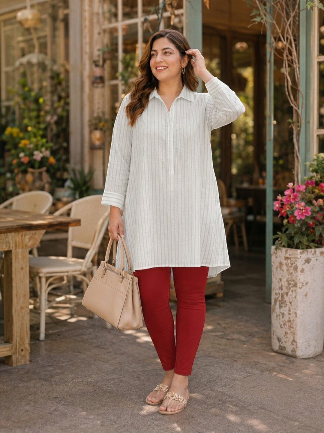Women Plus Size White Stripes Cotton Tunic Oxolloxo