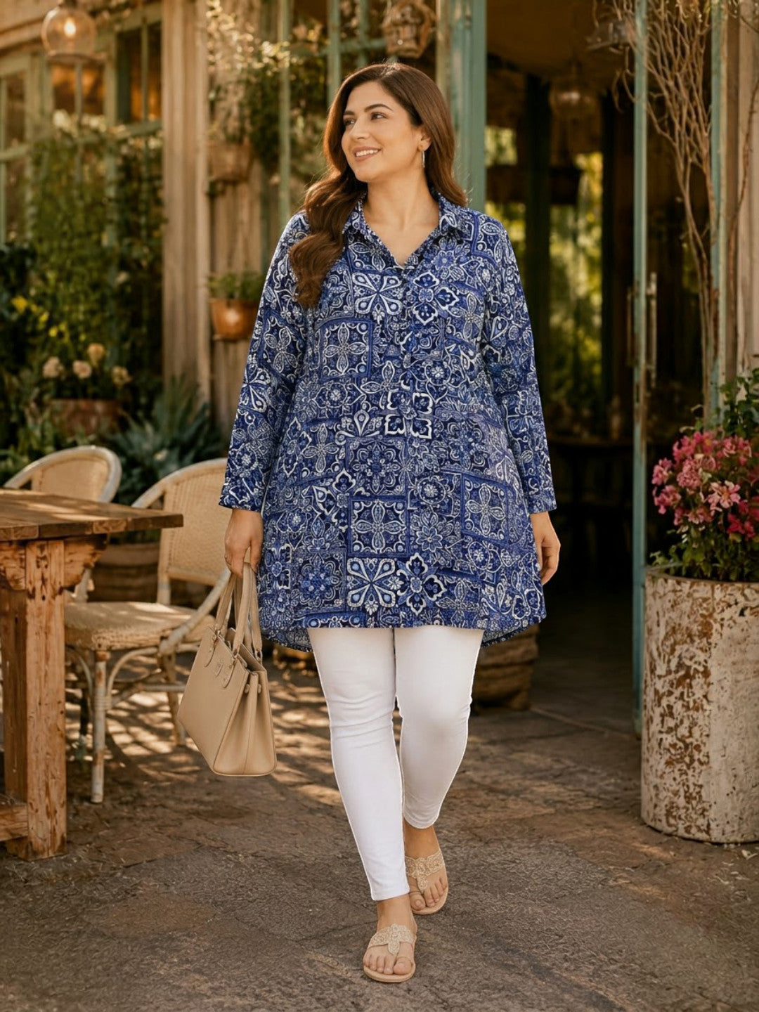 Women Plus Size Blue Geometric Print Viscose Tunic Oxolloxo