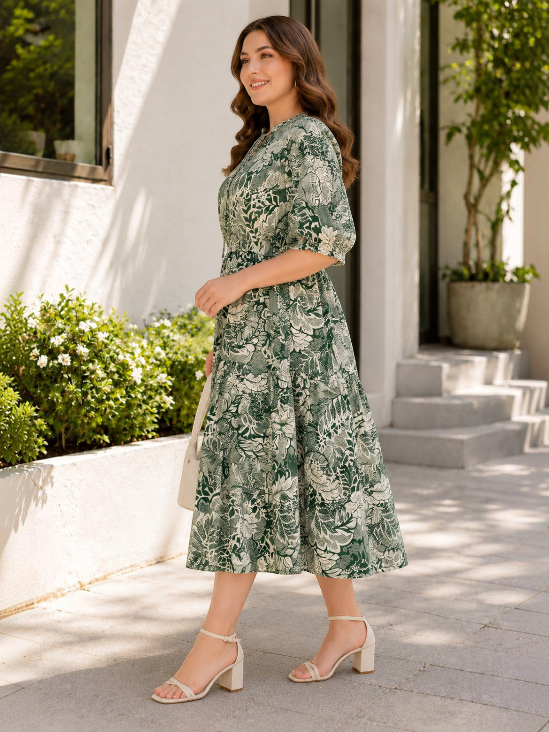 Women Plus Size Green Tropical Print Round Neck Tie-Up Short Sleeve Midi Dress