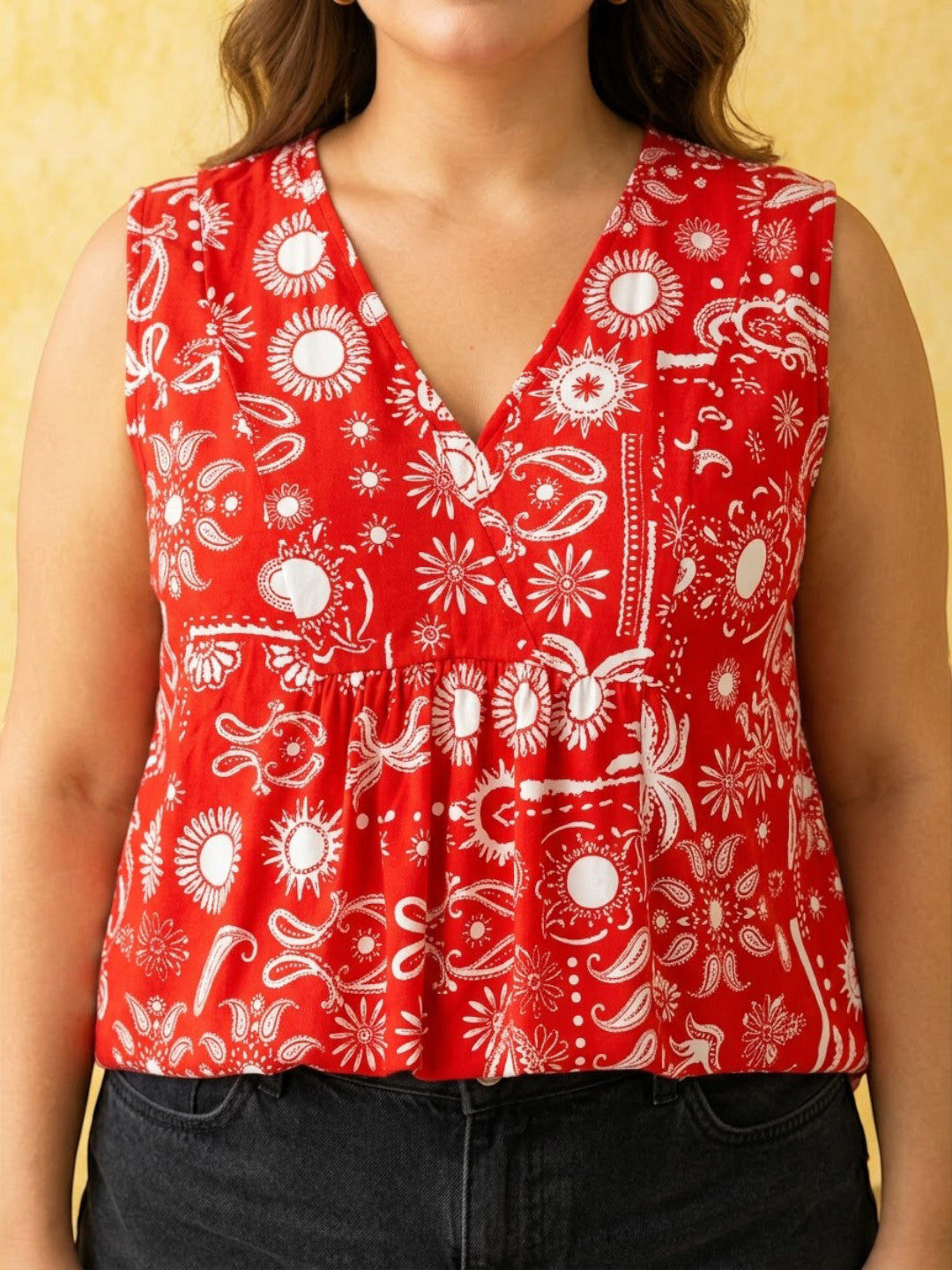 Women Plus Size Red Floral Cotton Top Oxolloxo