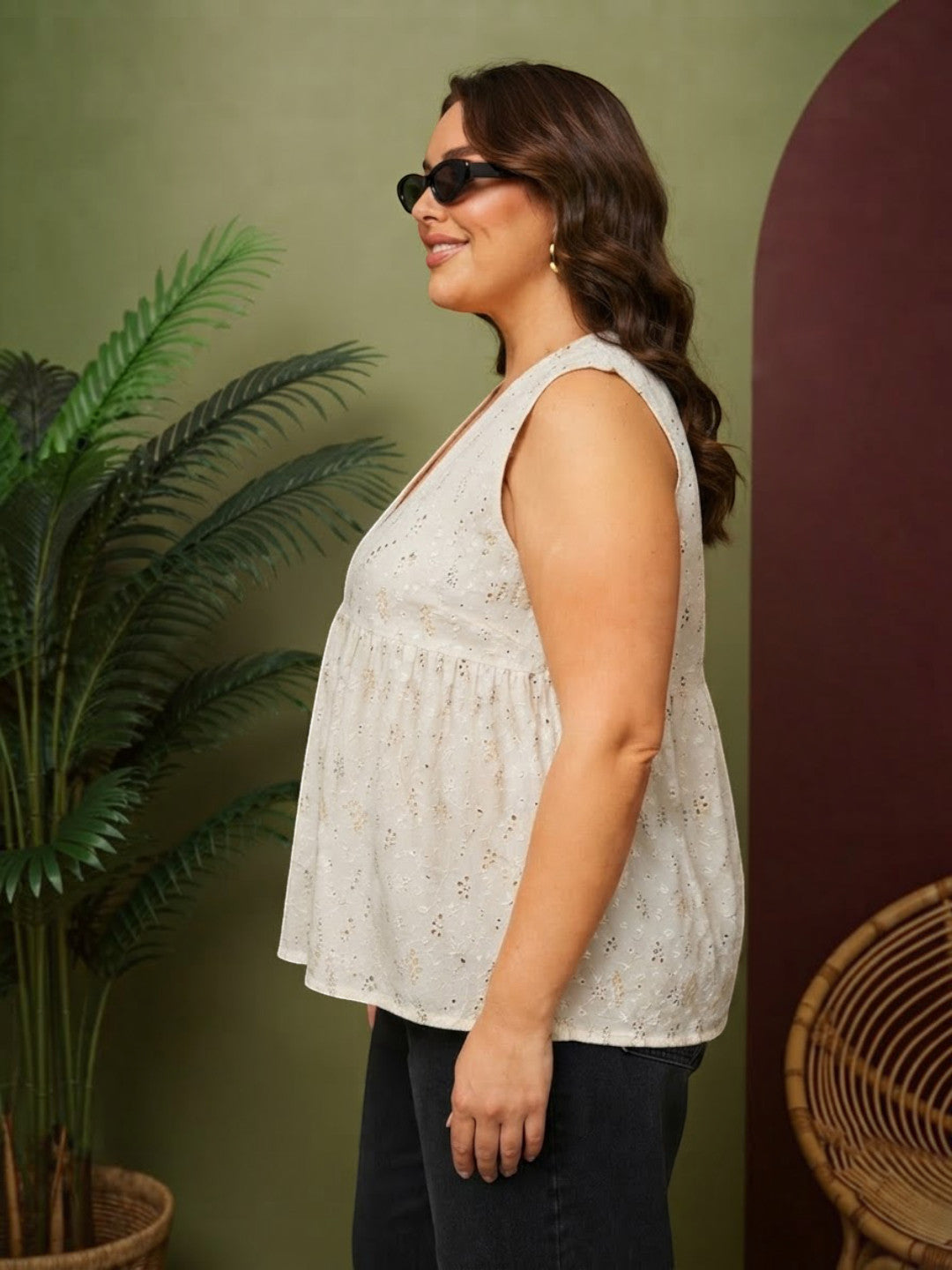 Women Plus Size White Dobby Cotton Top Oxolloxo