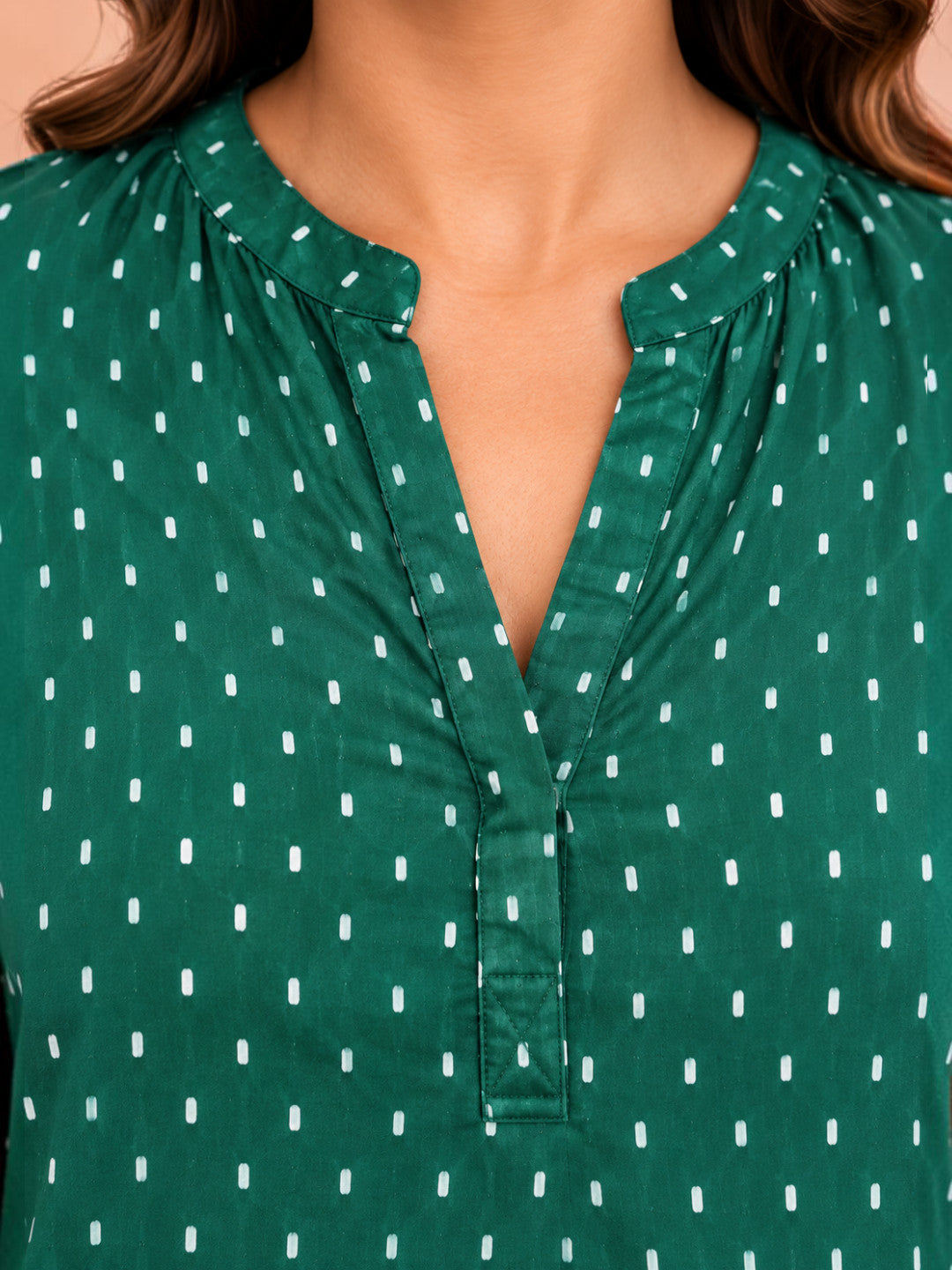 Women Plus Size Green Polka Dot Print V-Neck Short Sleeve Cotton Dobby Top