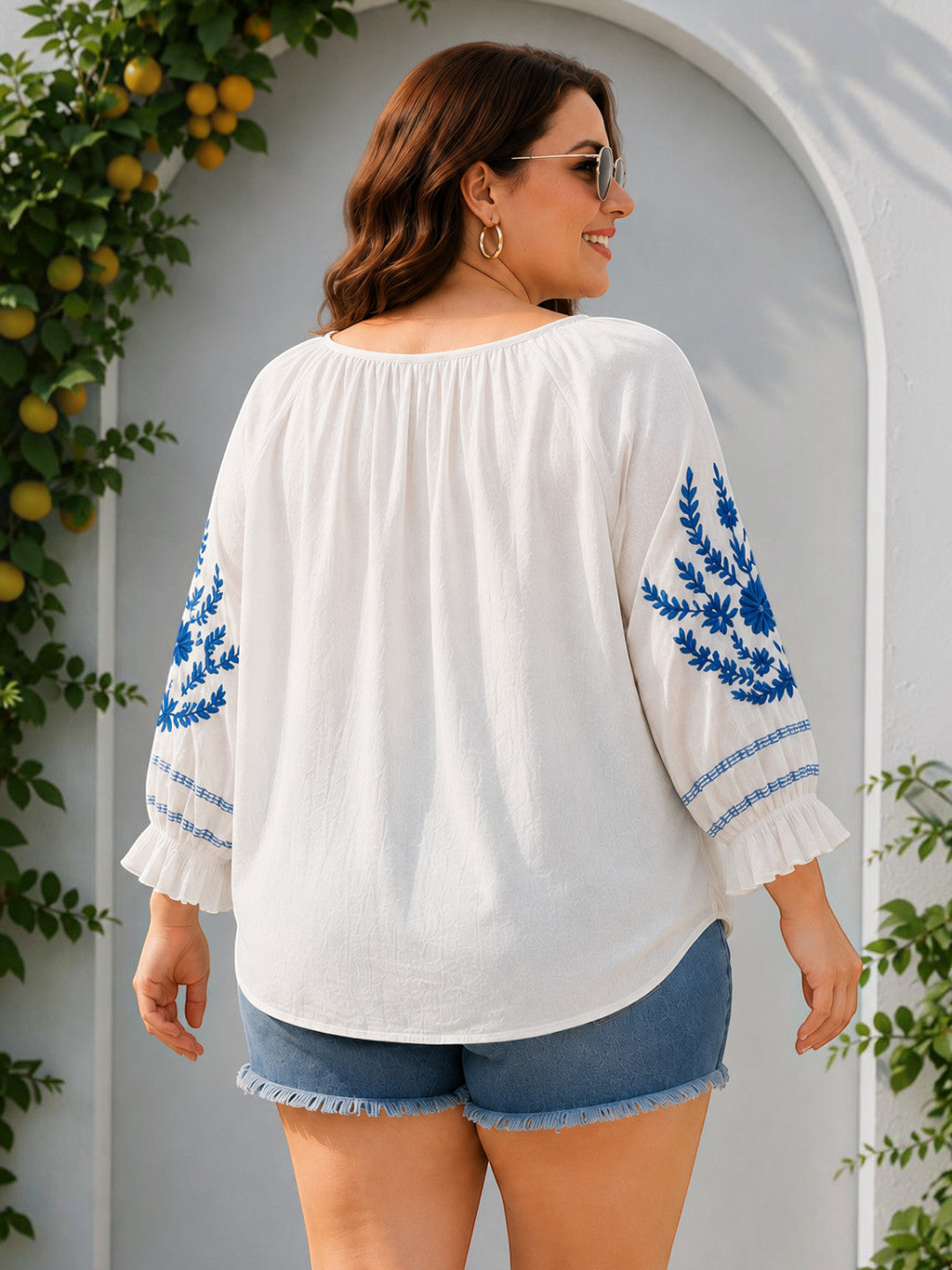 Women Plus Size White Embroidered Cotton Top Oxolloxo
