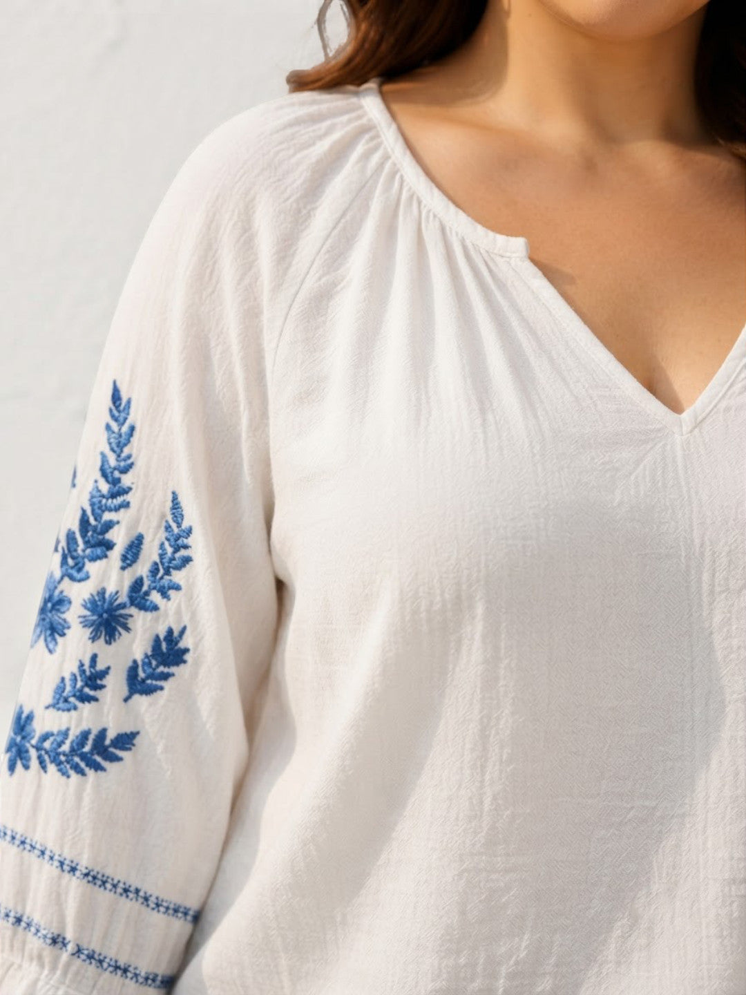 Women Plus Size White Embroidered Cotton Top Oxolloxo