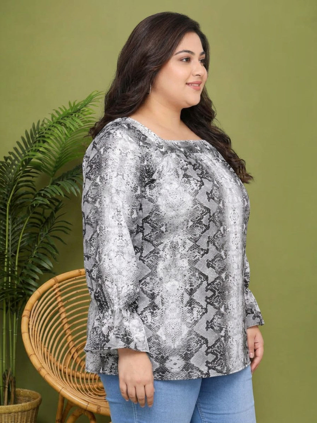 Plus Size White Printed Top
