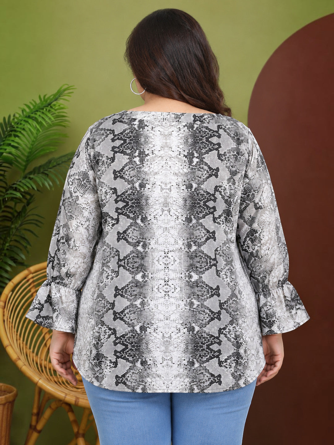 Plus Size White Printed Top