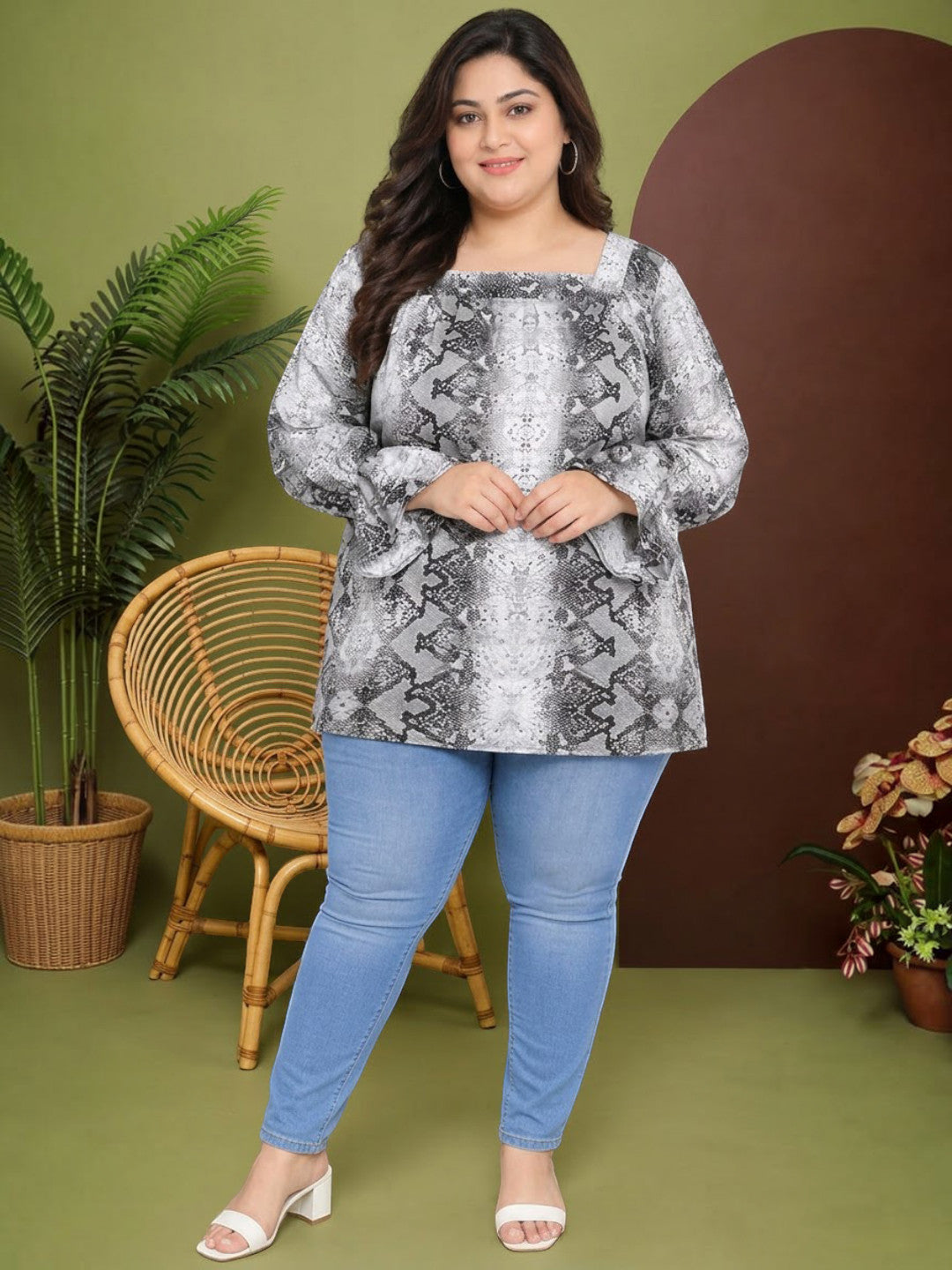 Plus Size White Printed Top