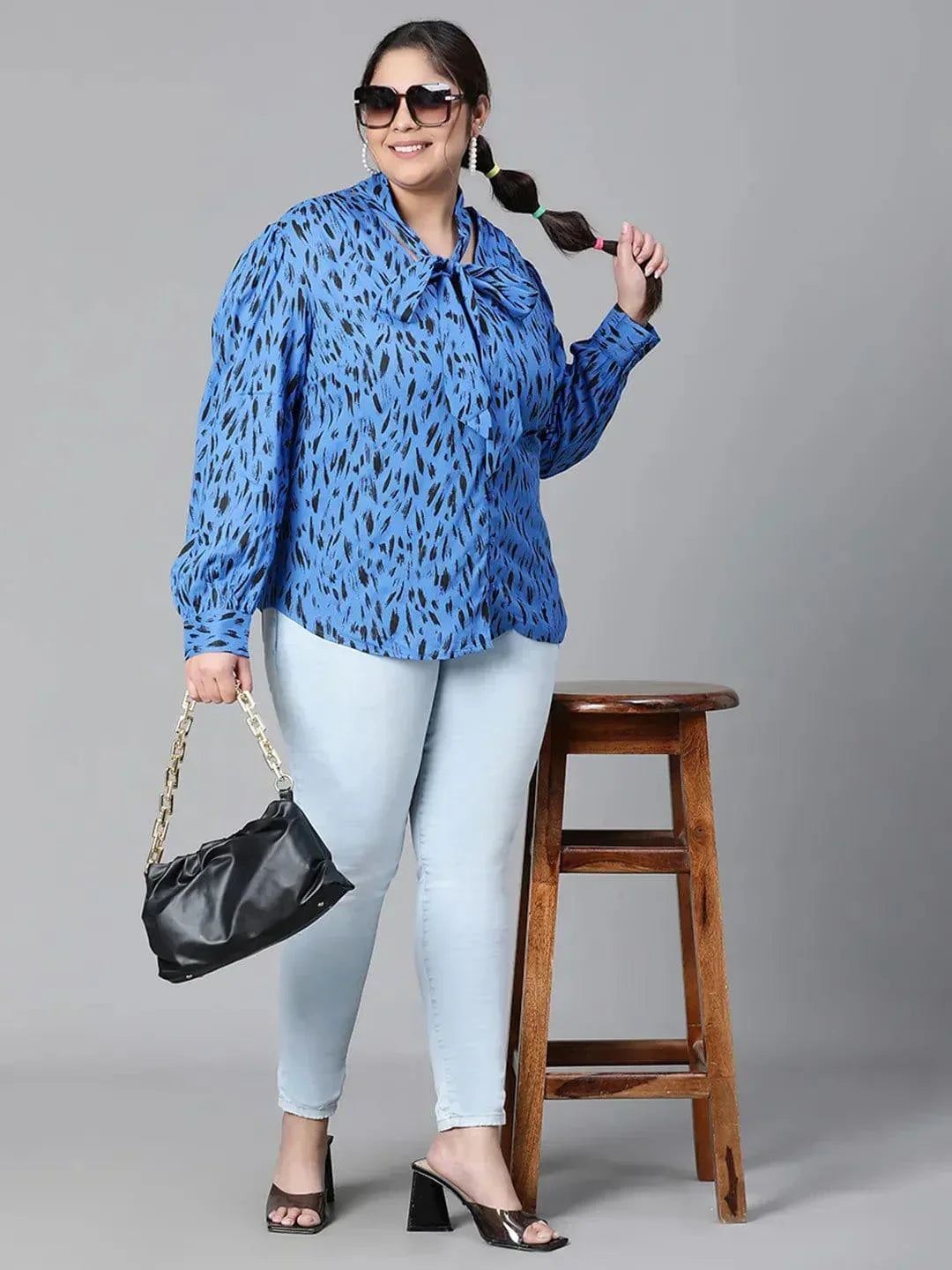 Admired blue animal print tie-knot style long sleeve plus size women Loopy Top - oxolloxo