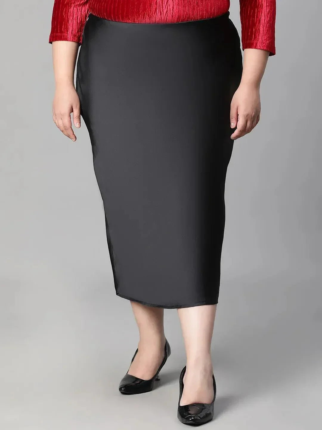 Solid Black Elasticated Knee-length Plus Size Satin Skirt - oxolloxo