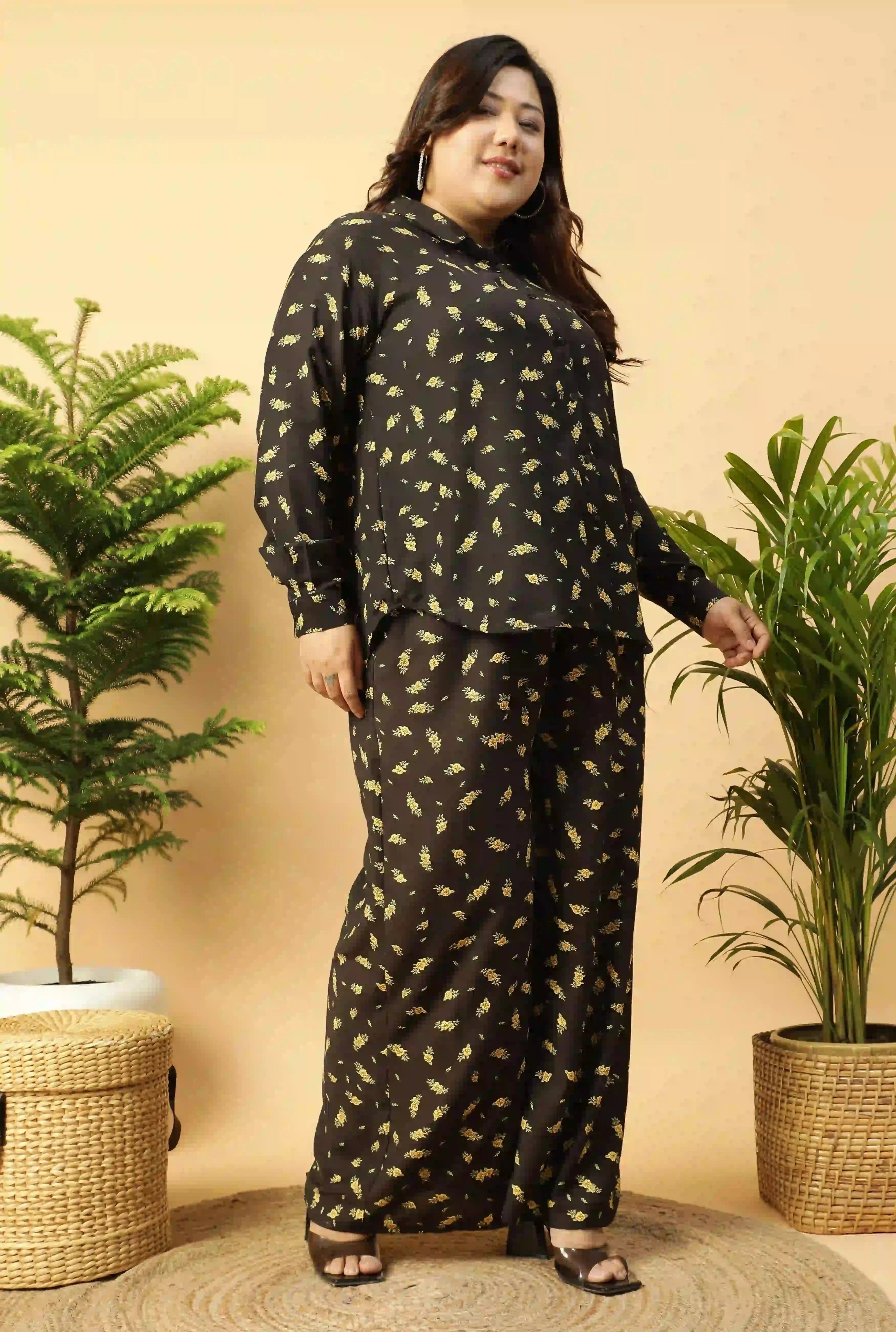 black-floral-printed-shirt-and-trouser-women-plus-size-co-ord-set
