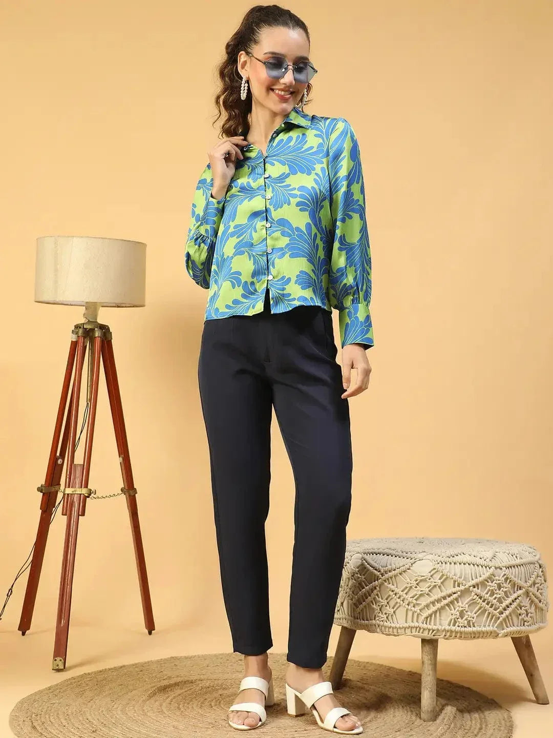 Trendsetter Green Floral Print Collared Long Sleeve Button Down Women Satin Shirt - oxolloxo