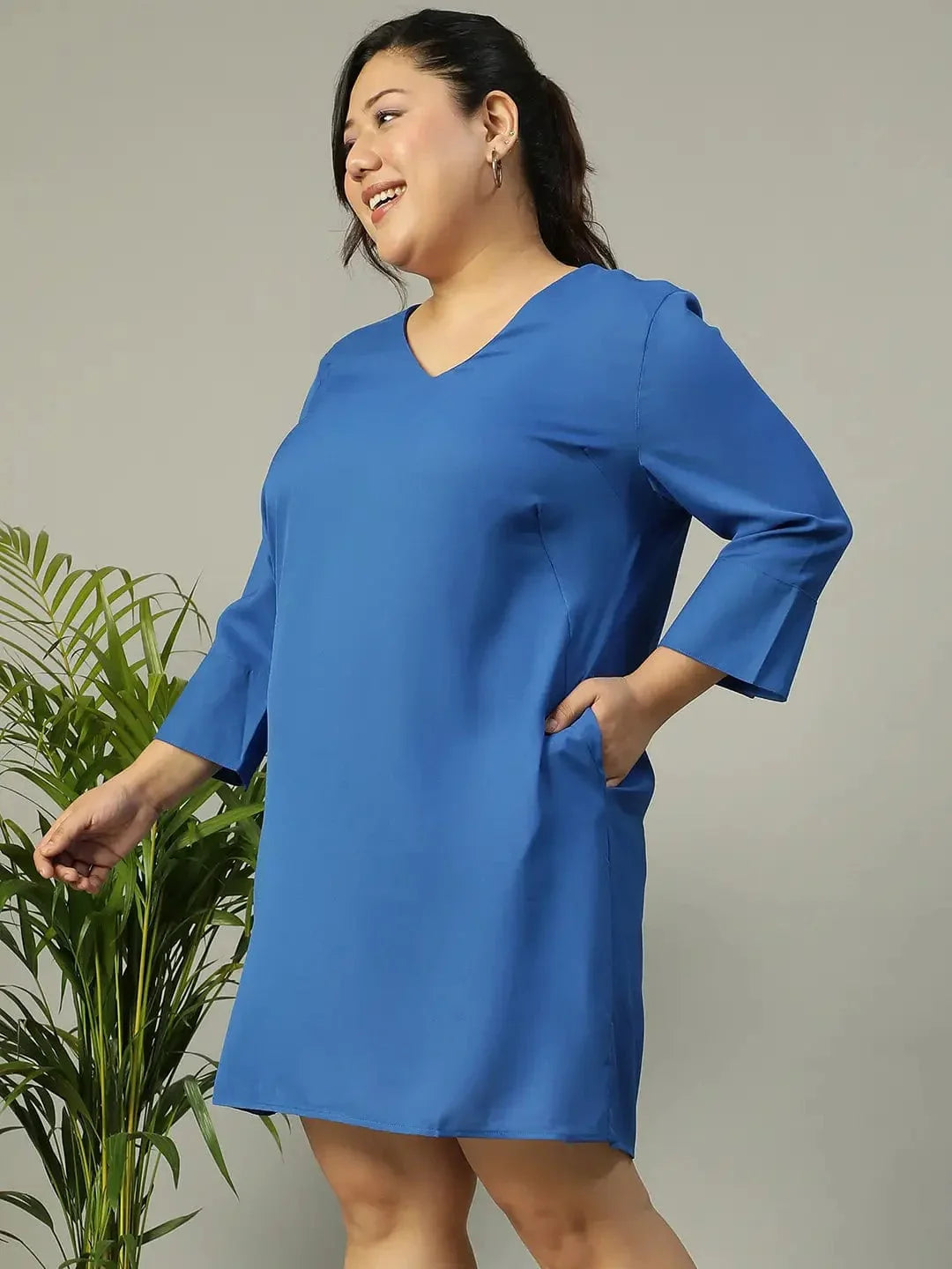 Classic Blue V-Neck Short Sleeve Plus Size Women Dress - oxolloxo