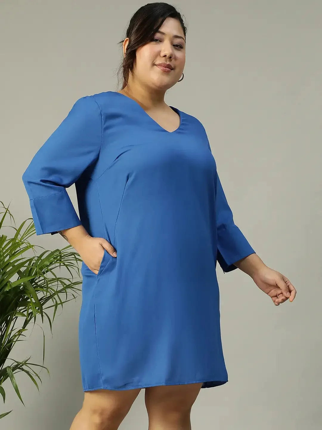 Classic Blue V-Neck Short Sleeve Plus Size Women Dress - oxolloxo