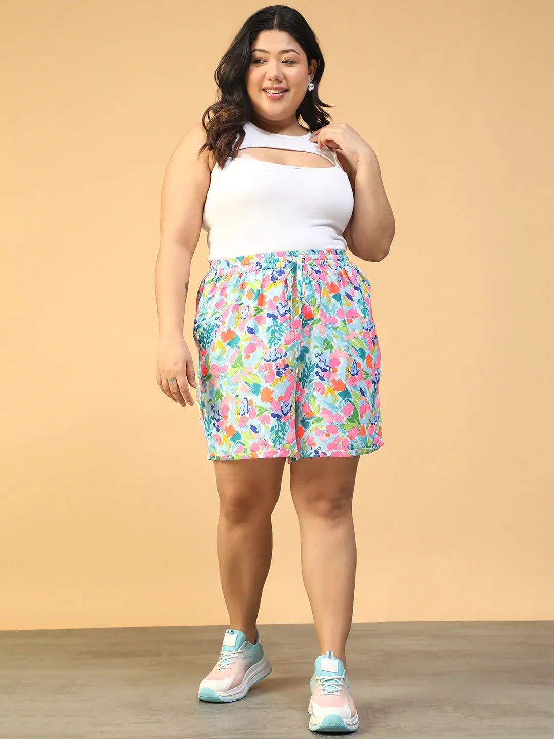 Plus Size Multicolor Floral Print Short