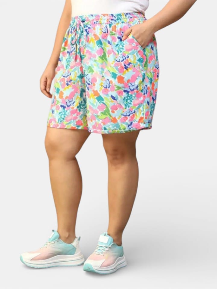 Plus Size Multicolor Floral Print Short